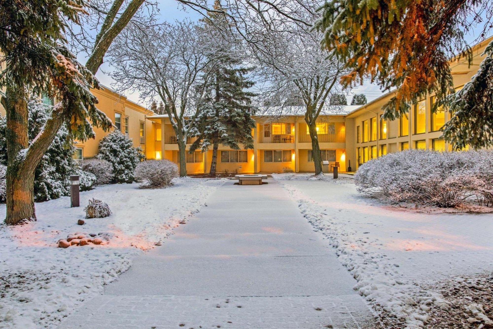 Готель La Quinta By Wyndham Appleton College Avenue Екстер'єр фото
