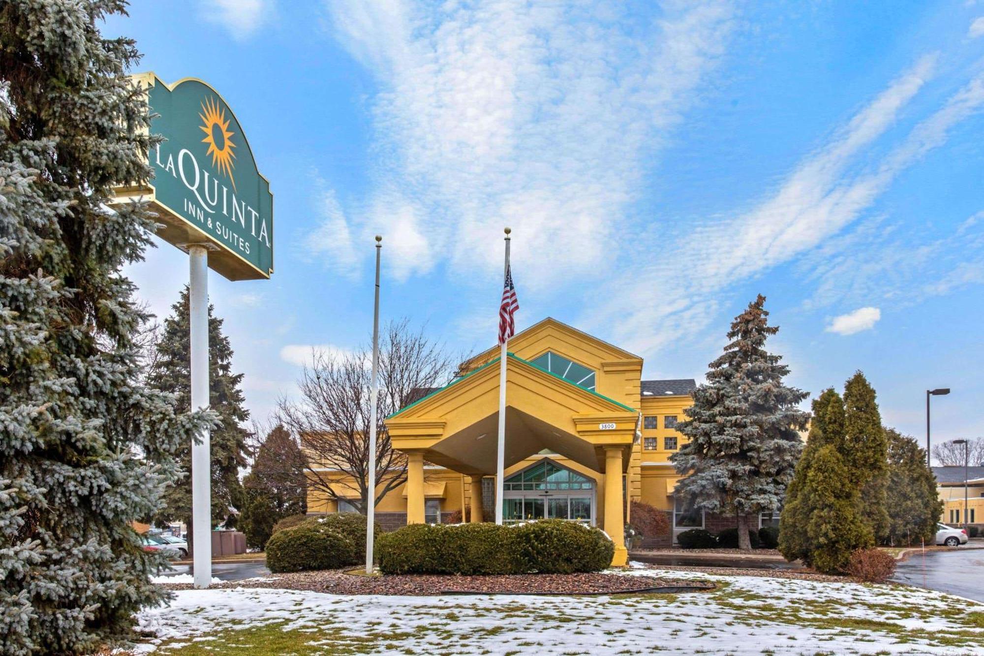 Готель La Quinta By Wyndham Appleton College Avenue Екстер'єр фото